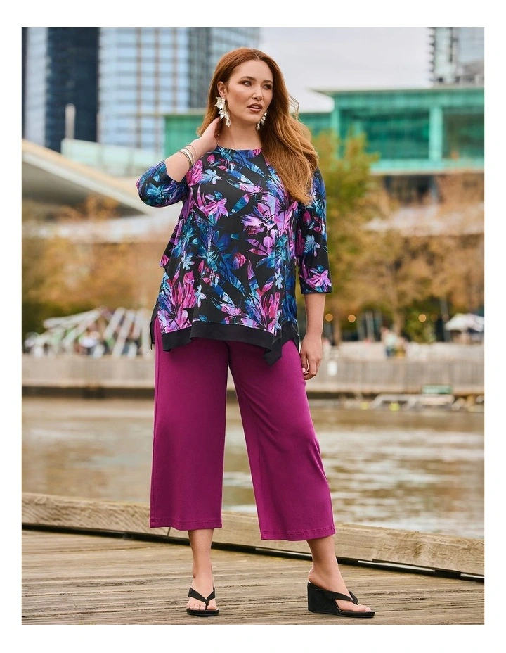 Bamboo Flower Burst Chiffon Hem Top Print image 5