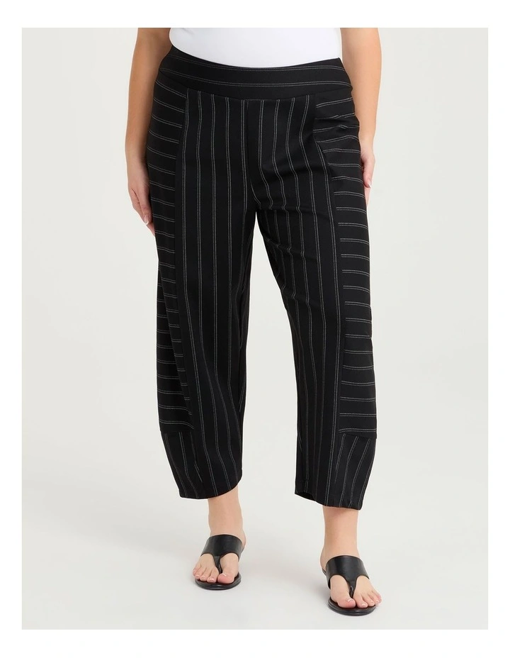 Petite Drape Lantern Natural Pant in Black image 3
