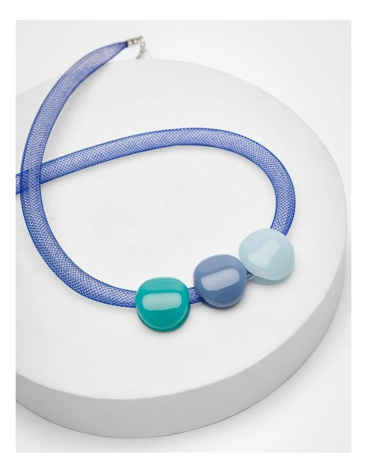 Abstract Netted 3 Bead Necklace Blue image 4