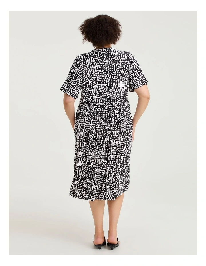 Joy Printed Dress Black Square Print image 2