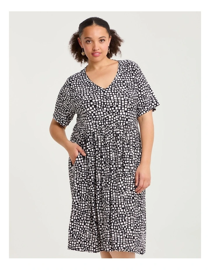 Joy Printed Dress Black Square Print image 3