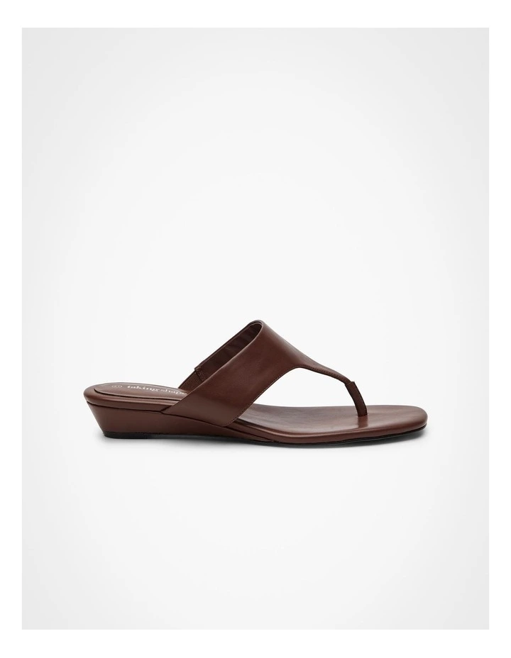 Toe Post Low Wedge Brown image 1