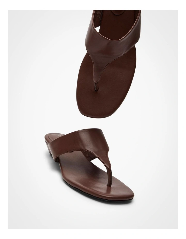Toe Post Low Wedge Brown image 5