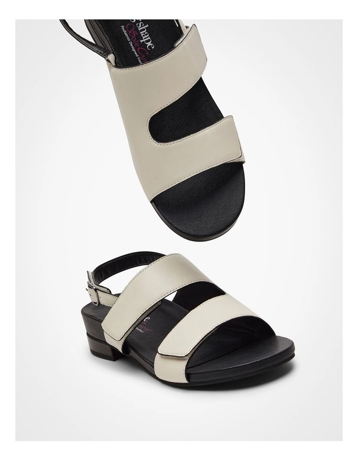 Orthotic Monochrome Sandal White/black image 5