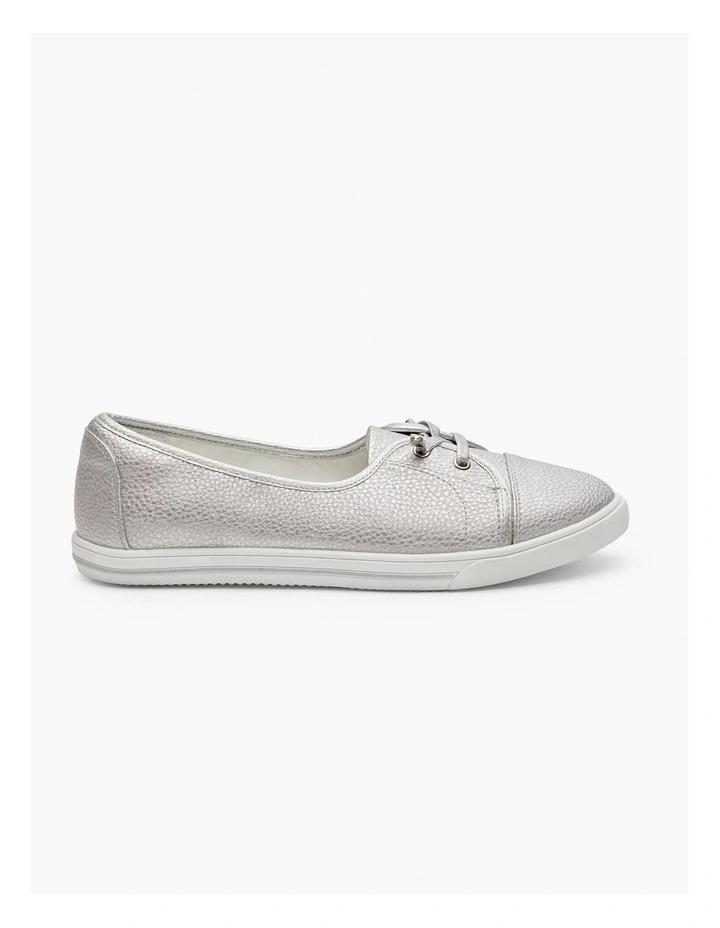 Low Cut Sneaker Silver image 1