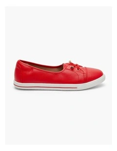 Low Cut Sneaker Red