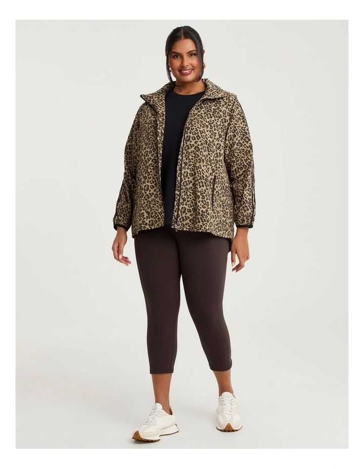 Animal Versatile Spray Jacket Animal Print image 4