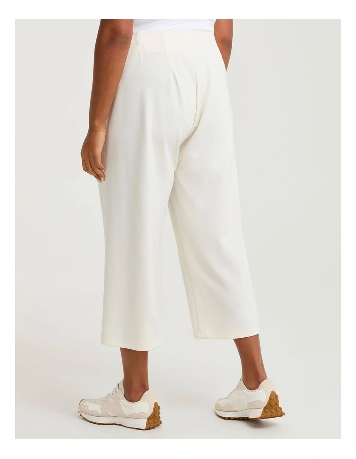 Luxe Touch Crop Trackpant Nougat image 2