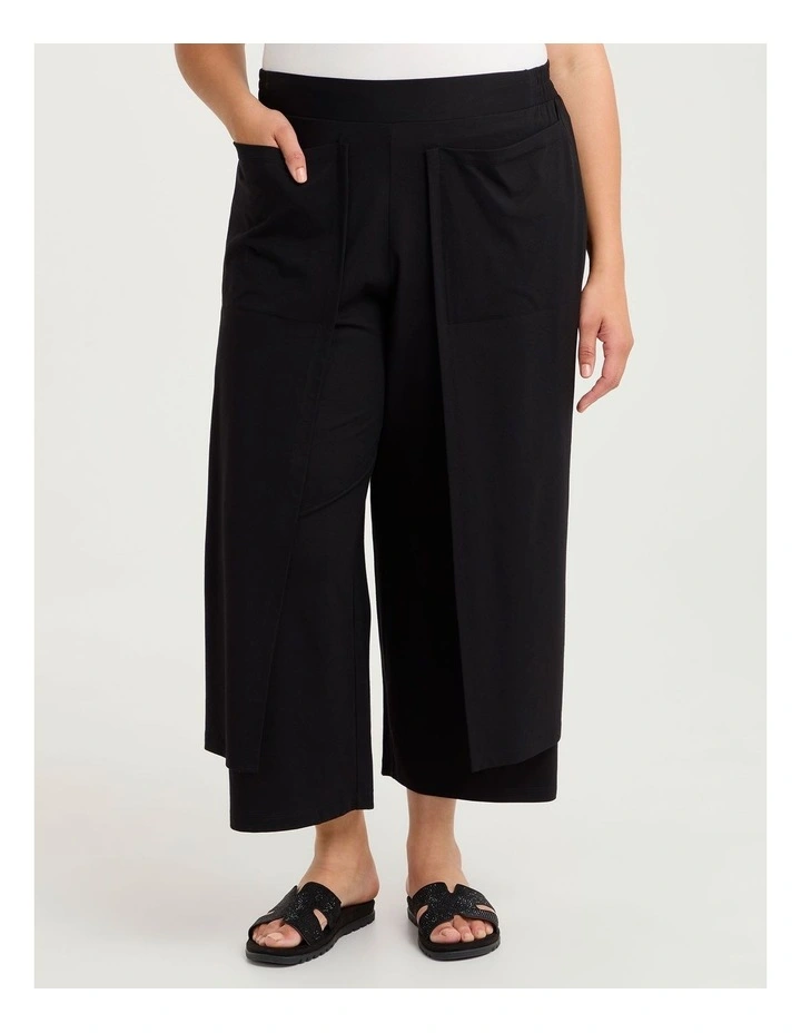 Elevate Crop Skant Black image 3