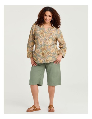 Light Khaki colour
