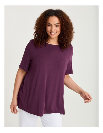 BURGUNDY GRAPE colour