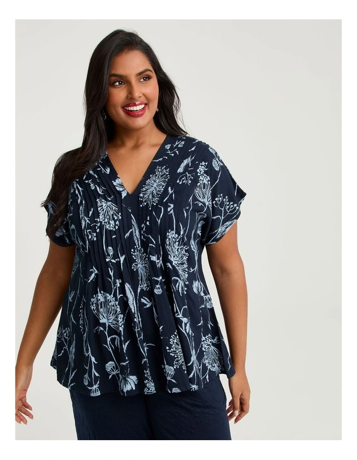 Floral Pintuck Natural Top Dark Indigo Print image 3