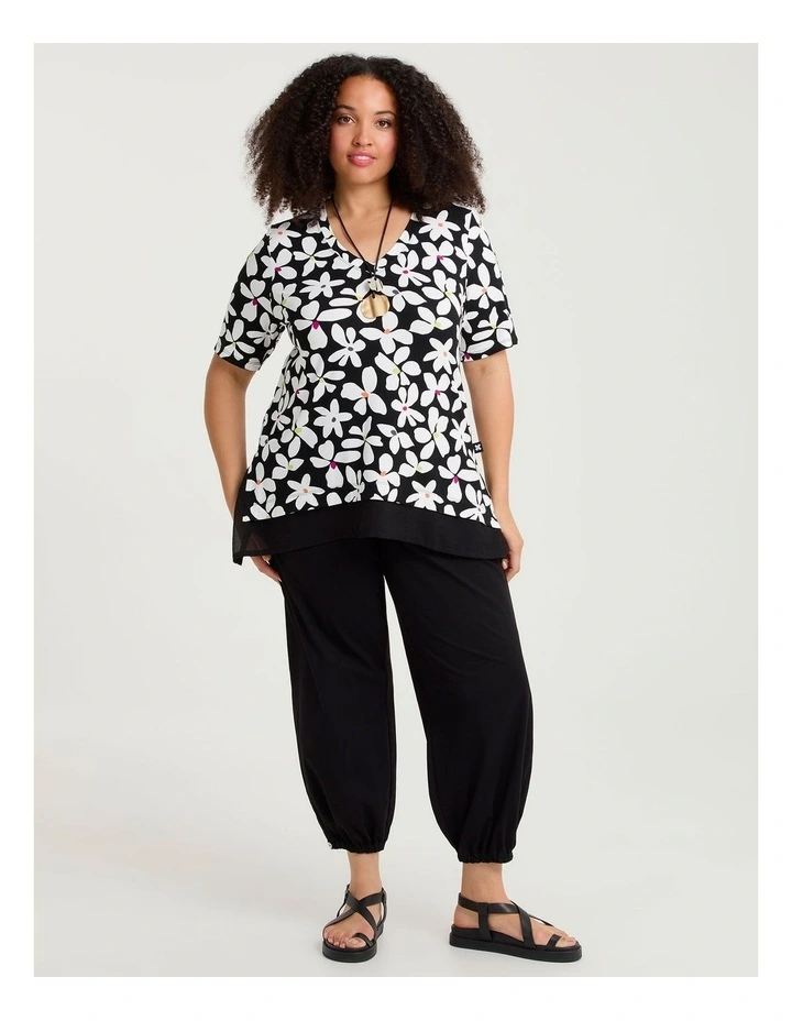 Natural Daisy Top Print image 3