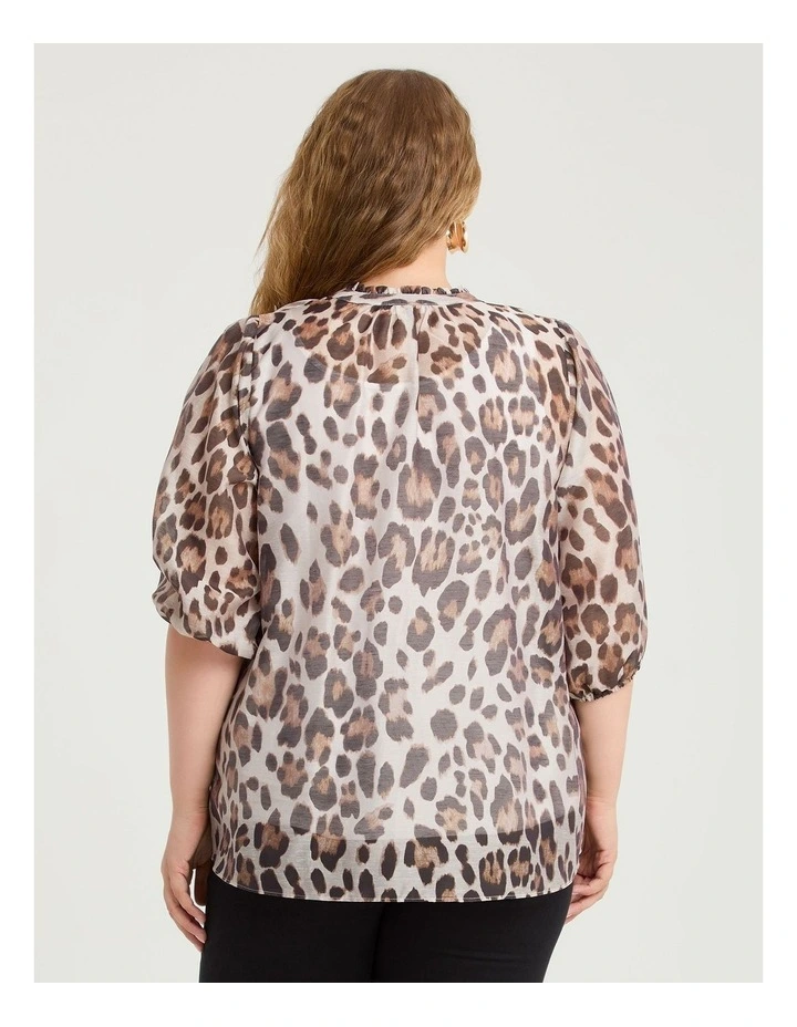 Lyocell Linen Blend Animal Top Print image 2