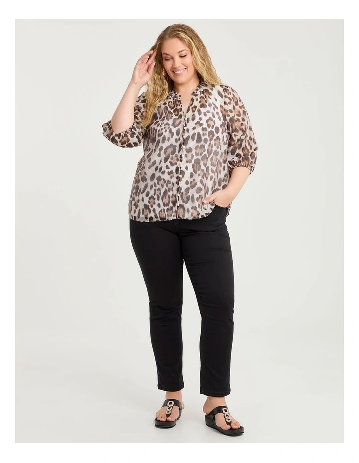 Lyocell Linen Blend Animal Top Print image 4