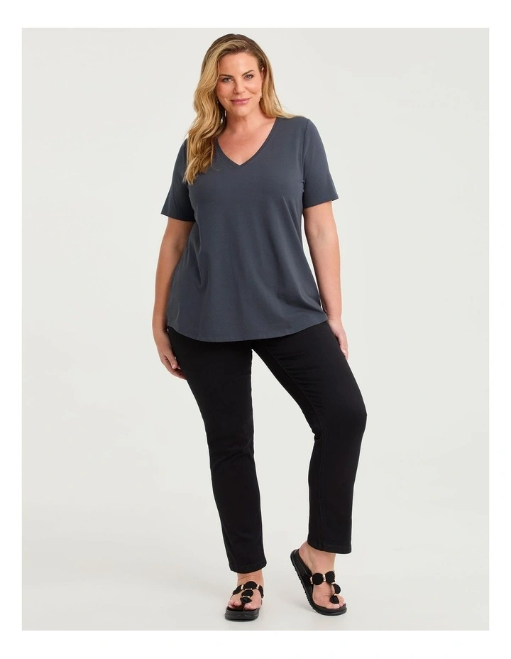 Good Earth Australian Cotton V-neck T-shirt image 3