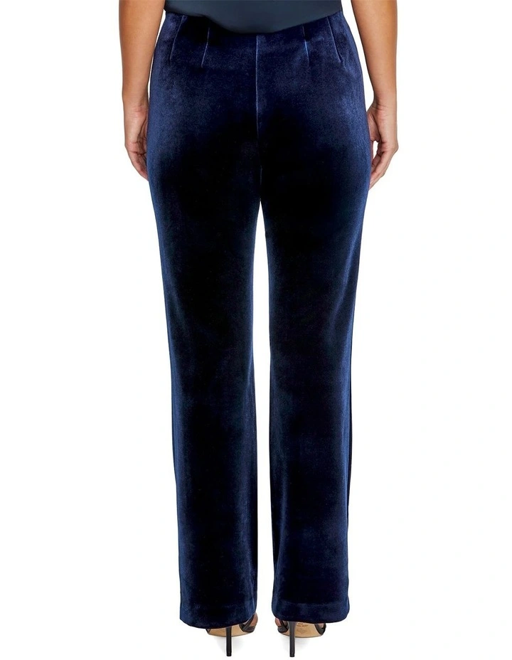 Valencia Pant in Navy image 2