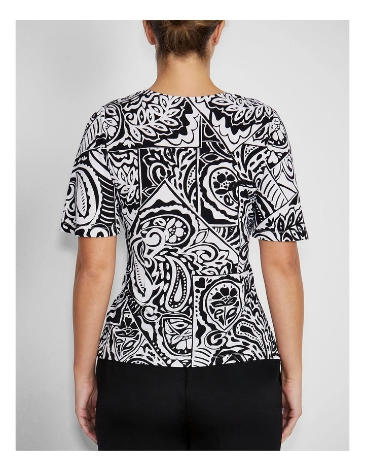 Como Jersey Top in Black & Ivory Paisley Print image 2