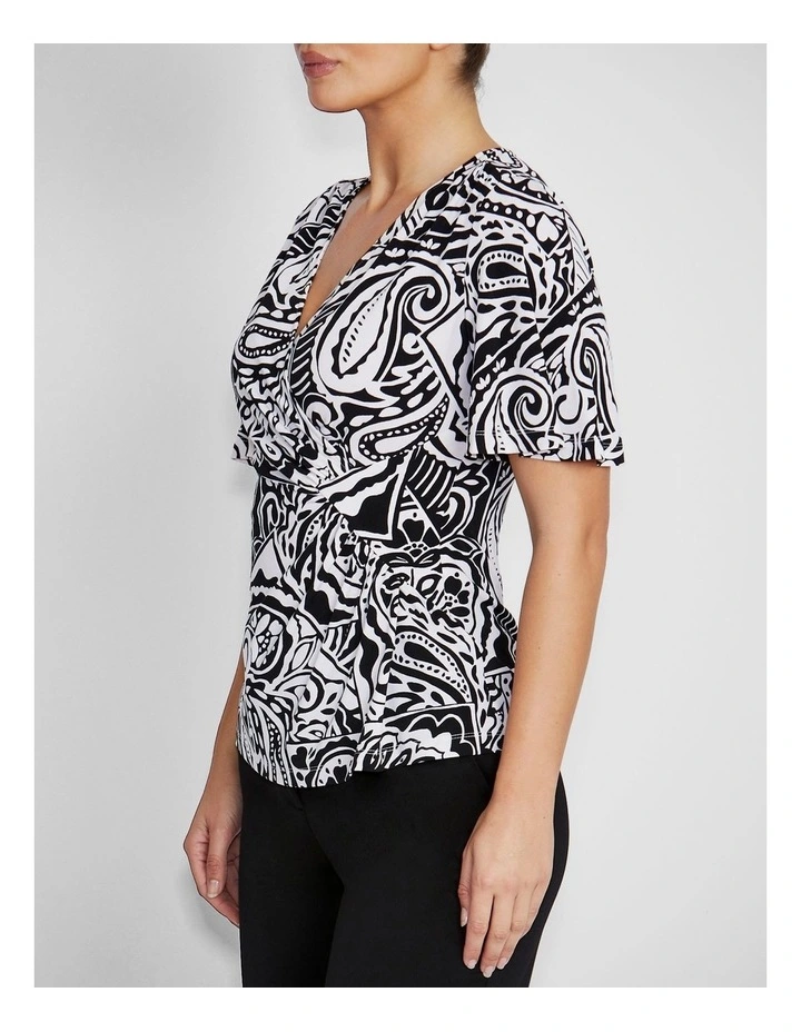 Como Jersey Top in Black & Ivory Paisley Print image 3