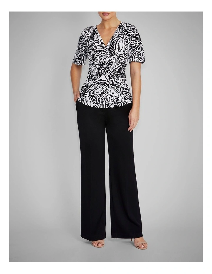 Como Jersey Top in Black & Ivory Paisley Print image 4