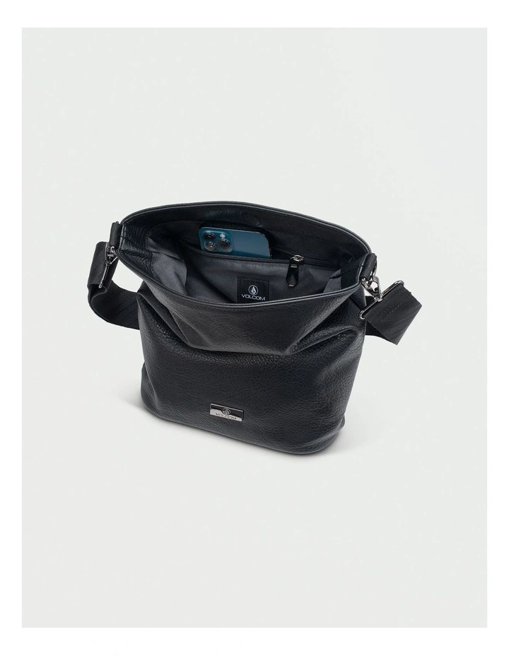 Strapped PU Shoulder Bag in Black image 3