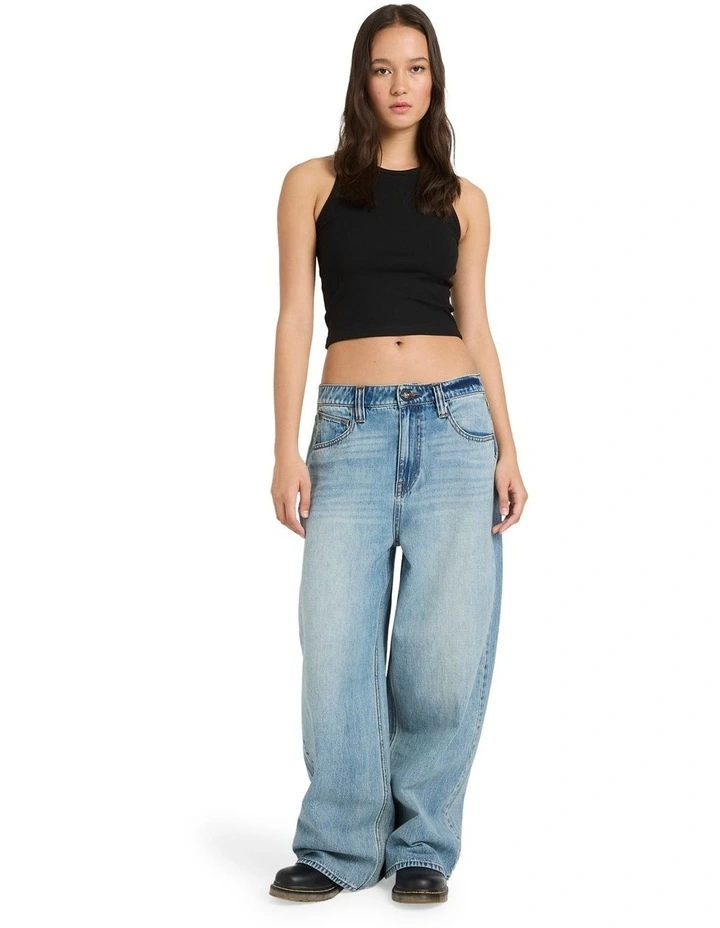 Beeggy Denim Jeans in Dusty Blue Wash image 5