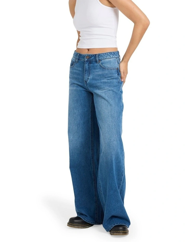 Stoned BF Low Rise Denim Jeans Worn Light Blue image 3