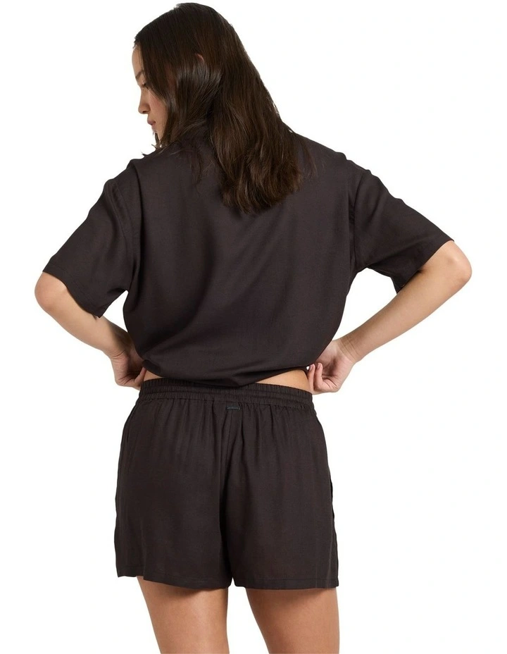 Florez Elastic Waist Shorts In Vintage Black image 2