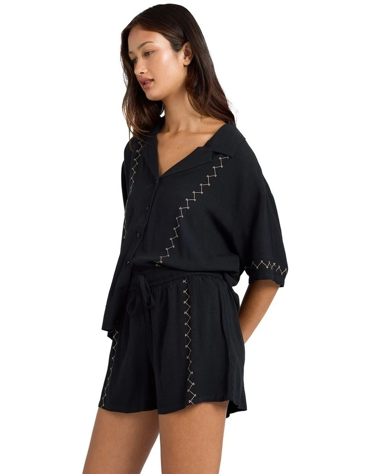 Bloomz Shorts in Black image 3