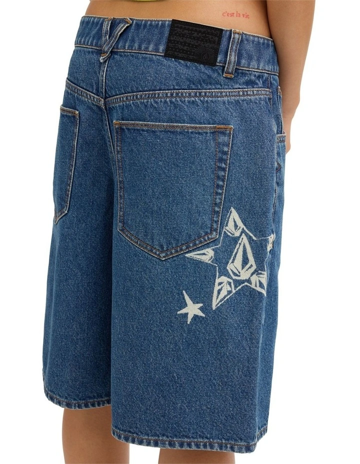 Jaleesa Vincent Denim Shorts in Indigo Ridge Wash image 4