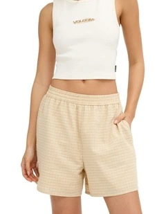 Mellow Shorts in Sunrise