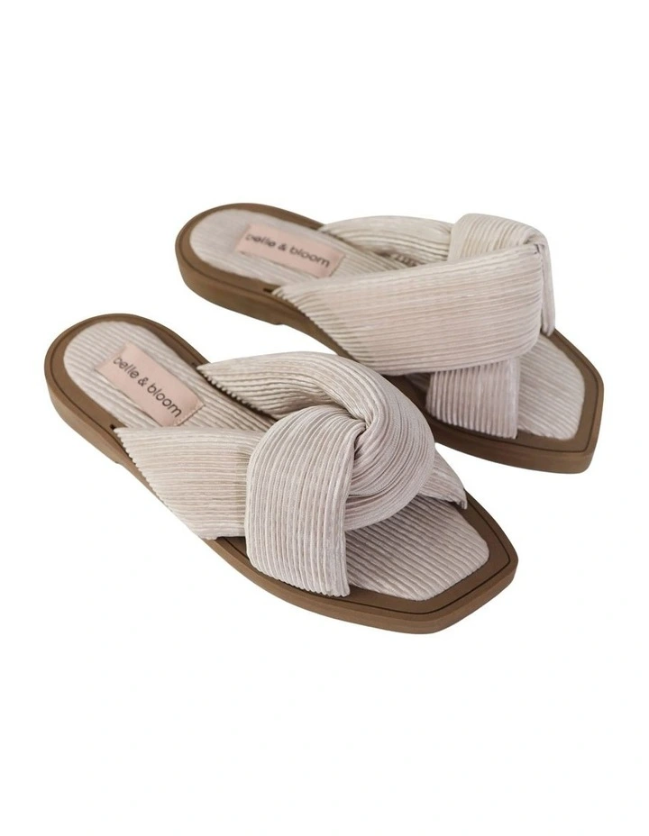 Oblivion Slides in Stone image 3