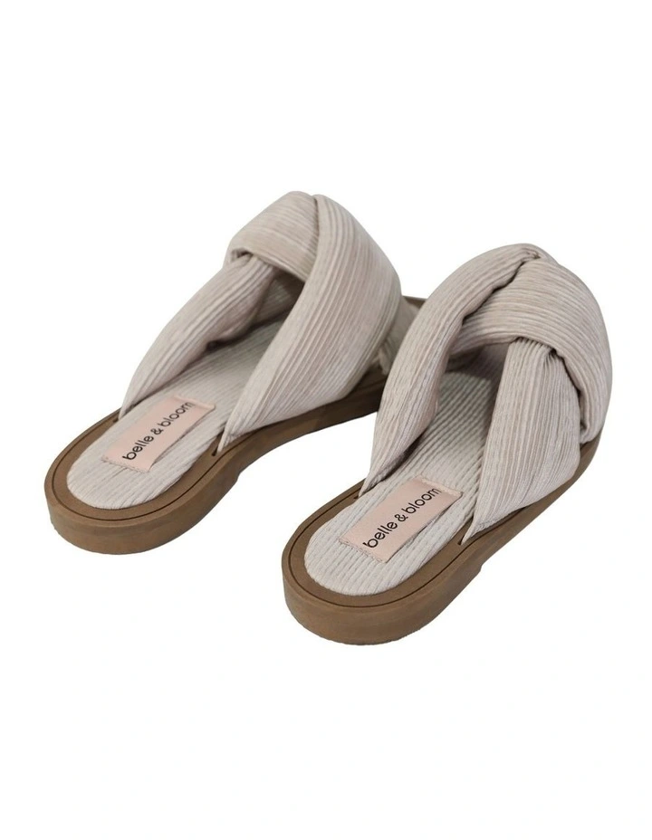 Oblivion Slides in Stone image 4