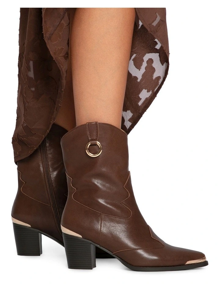 Dallas Western Boot in Chocolate image 4