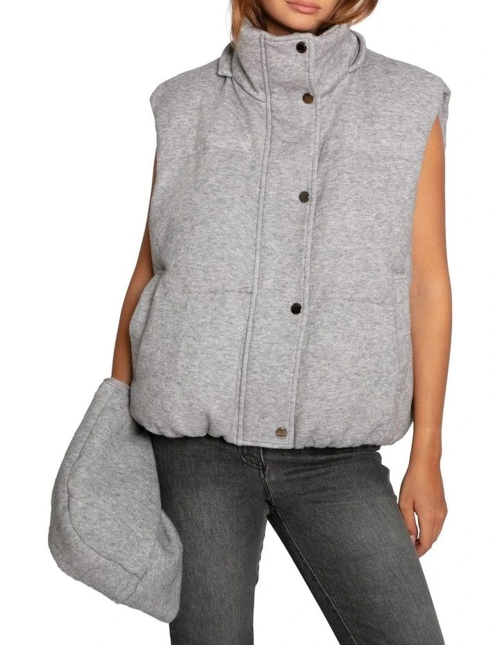 Golden Hour Hooded Puffer Vest in Grey Melange image 7