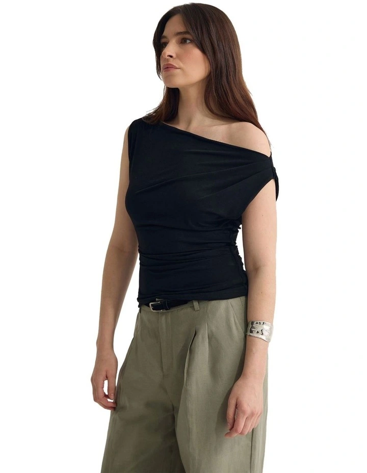 Loulou Top in Black image 3