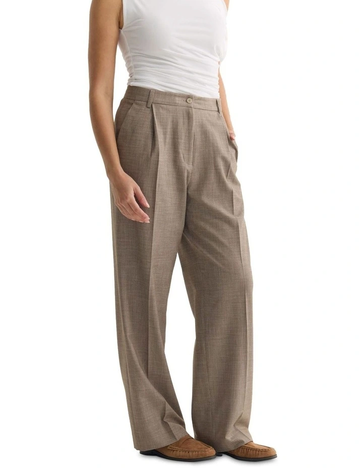 Billie Single Pleat Pant in Mocha image 3