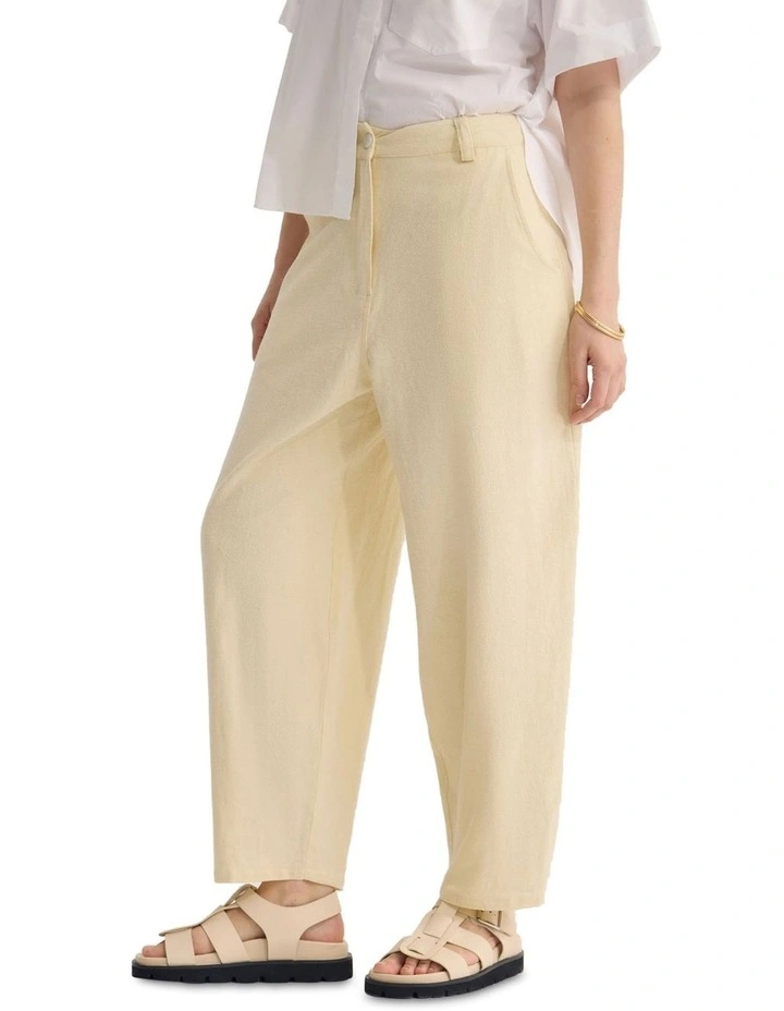 Etta Barrel Leg Pant in Butter image 3