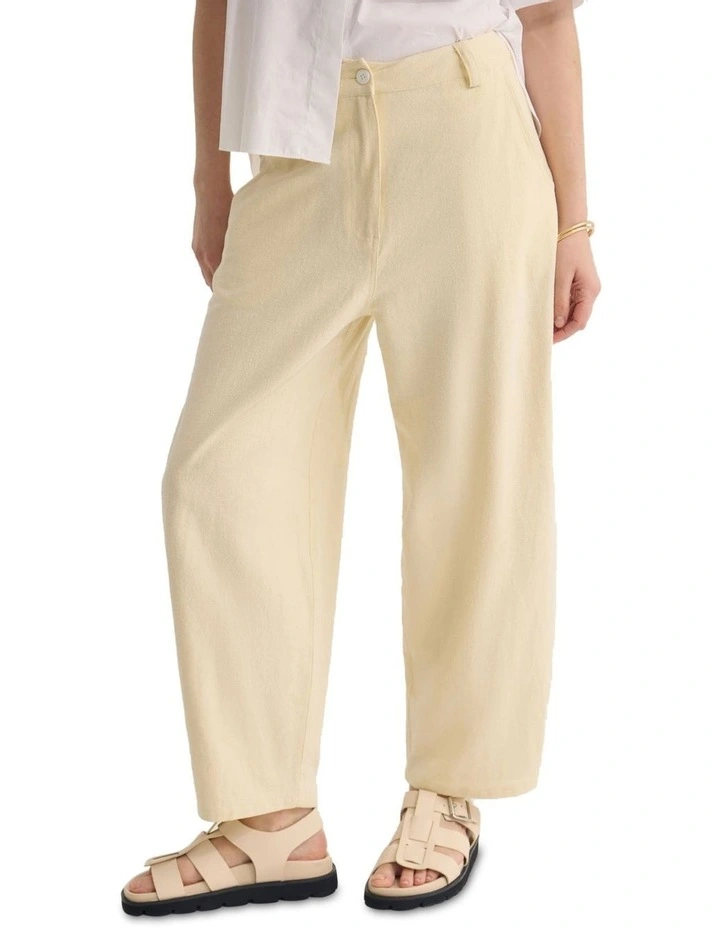 Etta Barrel Leg Pant in Butter image 4