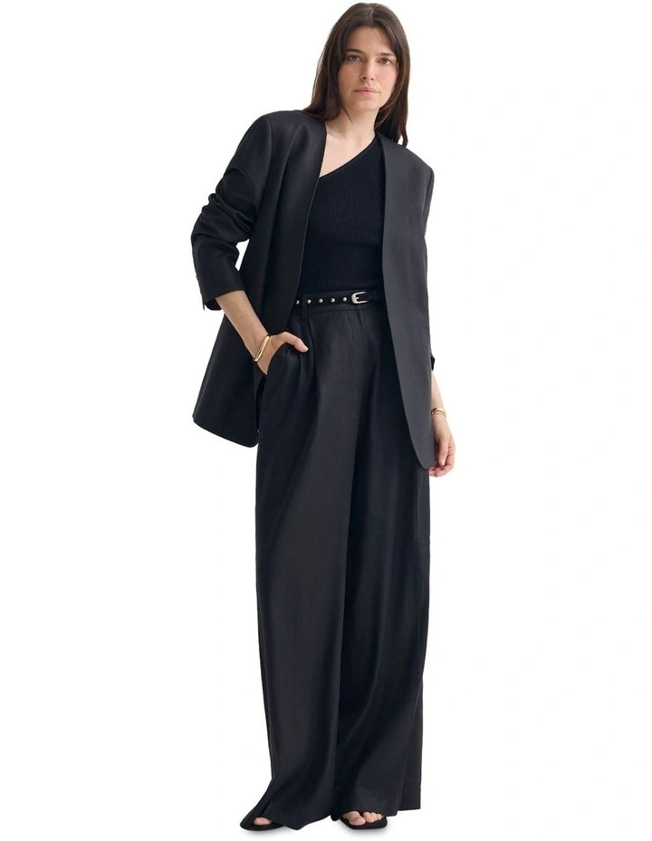 Margot Pant in Black image 5