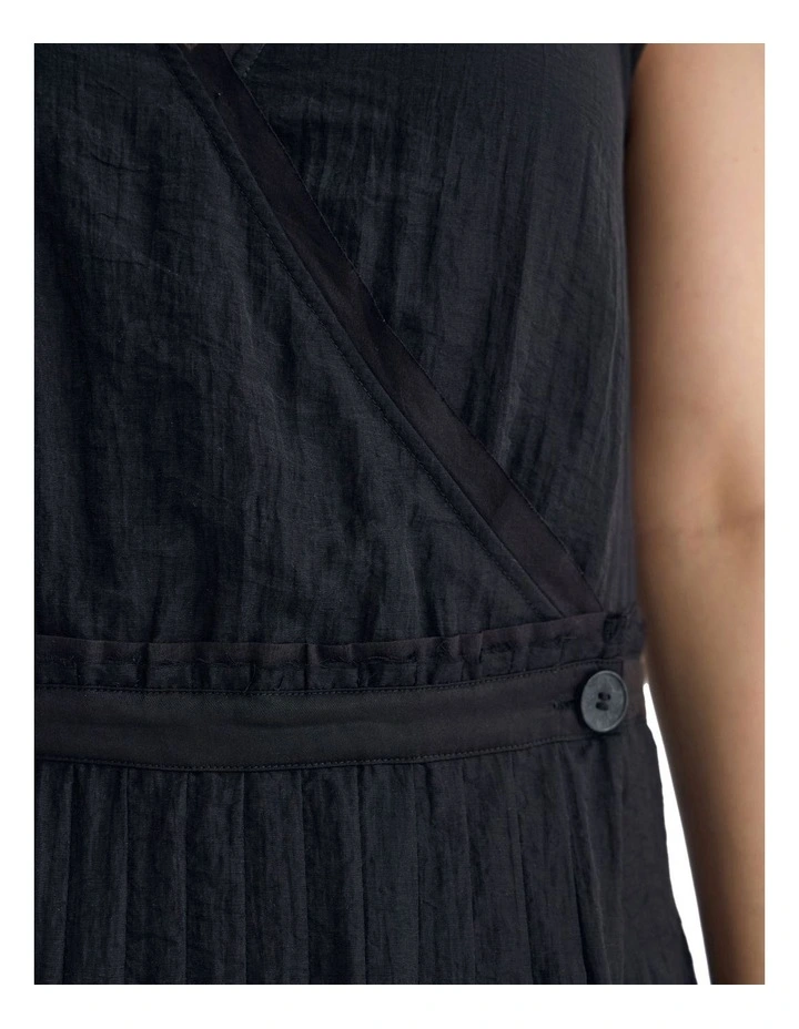 Alina Pleated Skirt Dress in Black image 6