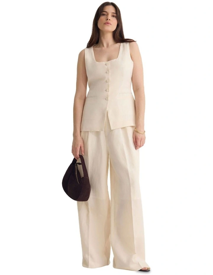 Paege Vest in Ivory image 1