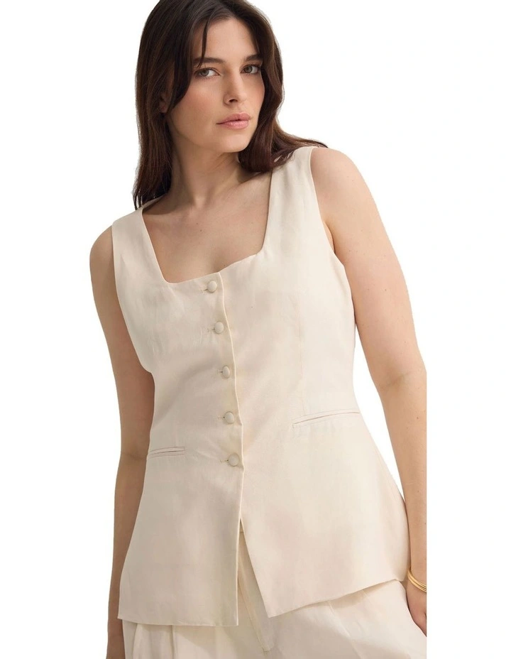 Paege Vest in Ivory image 4