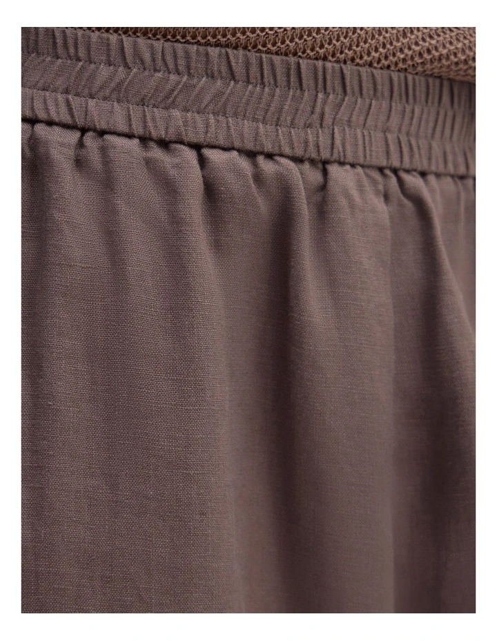 Chantel Linen Pant in Chocolate image 6