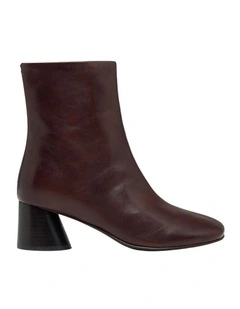 Briar Boot in Coffee