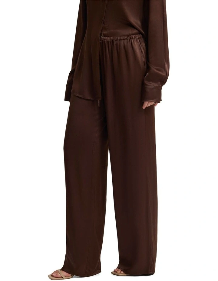Willow Viscose Silky Pant in Chocolate image 3