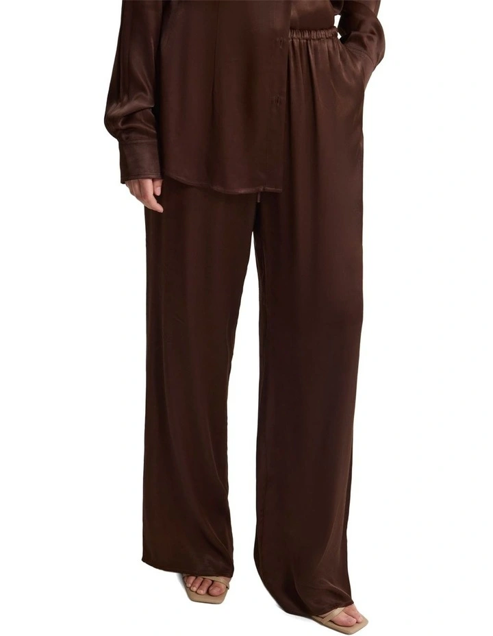 Willow Viscose Silky Pant in Chocolate image 4