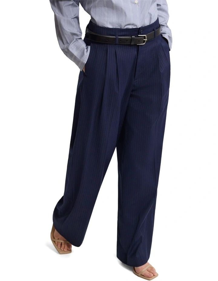 Thea Low Belt Loop Pant in Navy image 4