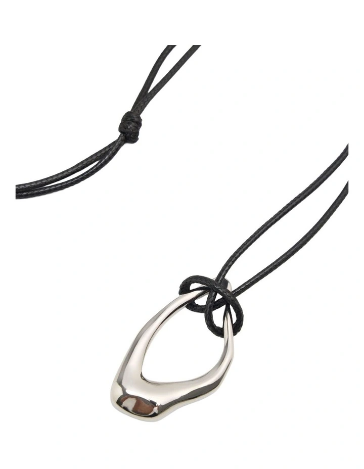 Lilith Thong Pendant Necklace in Silver/Black image 1