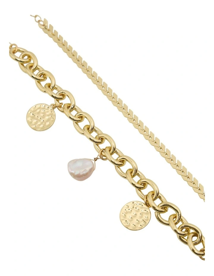 Aireen Charm Bracelet in Gold/Pearl image 2